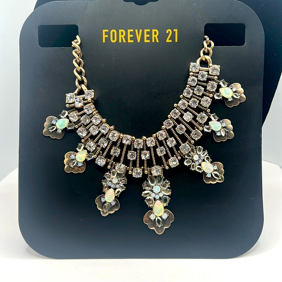 Necklace NWT forever 21 - Picture 1 of 5